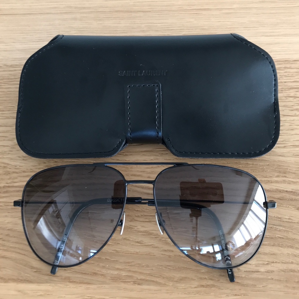 ❌SOLD❌ Saint Laurent Classic 11 Aviator Sunglasses